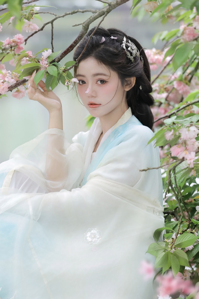 毒舌大状 封面