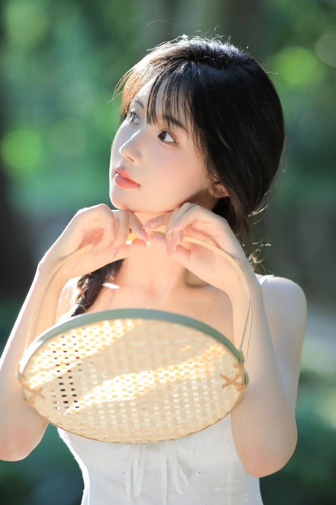 《蜘蛛侠：崭新之日》快上映了，先去迪士尼在上海带来的主题快闪空间看看吧