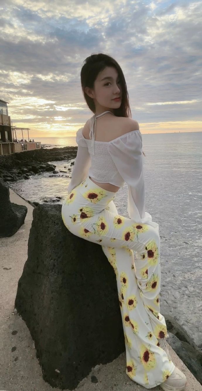 弱美男英雄Class1 剧照